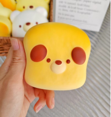 PU低反発 スクイーズ  サイズ：6.4*4.5*4.5cm    50g