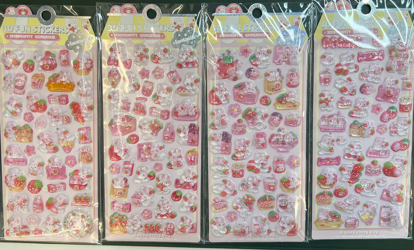 AA💖いちごうさぎ 硬いシール 4種類   opp包装